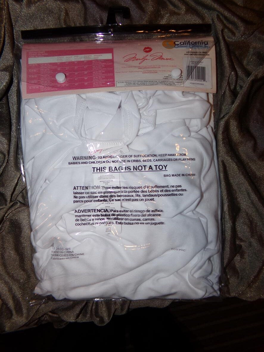 Marilyn Monroe Famous Dress Coplay