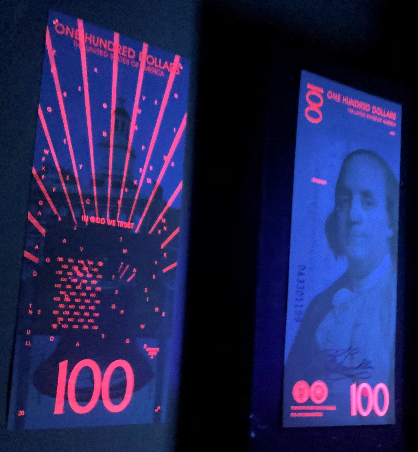 100 Dollar Bill New Glow Currency Note