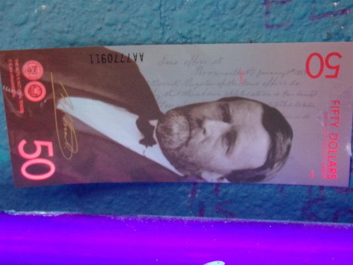 50 50 100  Gold Foil and Glow Notes  New  money currency federal reserve